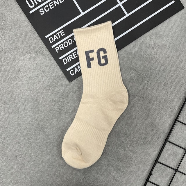 Unisex Essentials Socks Four Seasons General Fashion Essentials Sports Socks Breathable Antibacterial Sweat Absorbing Socks